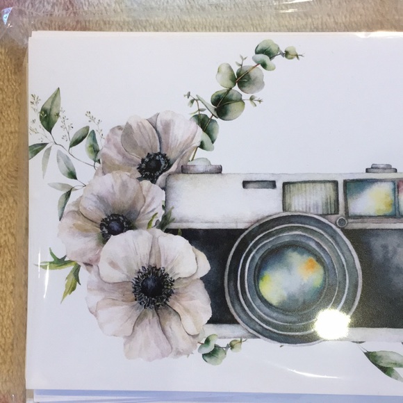 Floral Camera Note Card Set of 8 with solid white envelopes NWT 4.50” X 6” - Picture 2 of 8